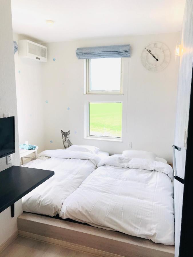 Shooting Star The Bed & Breakfast Furano Bagian luar foto
