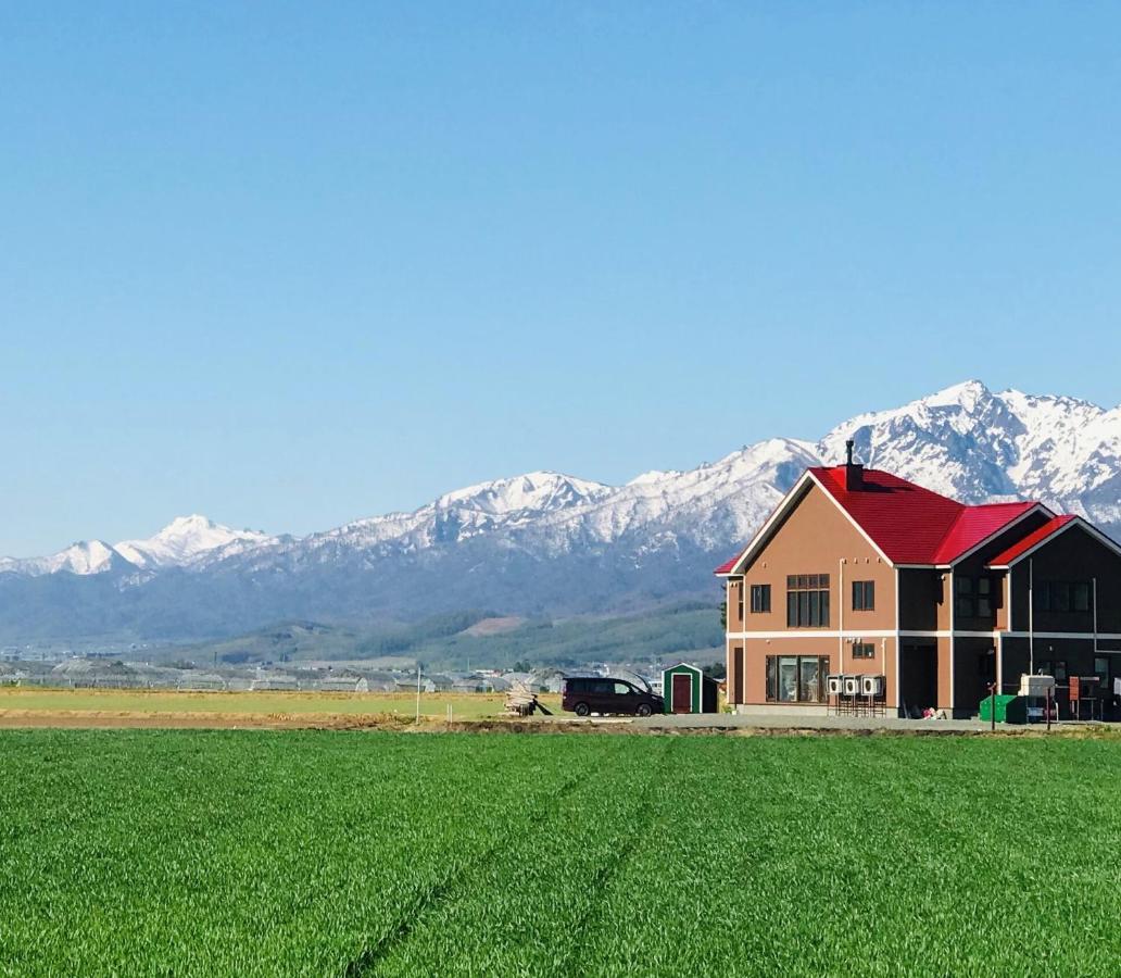 Shooting Star The Bed & Breakfast Furano Bagian luar foto